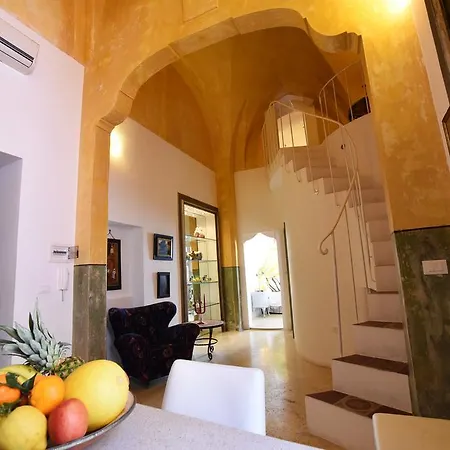 Palazzo Salapolis - Luxury Apartment